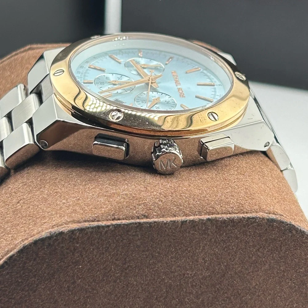 Michael Kors reagan Silver and Gold Chronograph Watch 6079 new battery